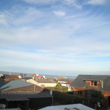 Appartement F1 Mansarde A 100M De La Plage, Proche De Arromanches Et Des Plages Du Debarquement Saint-Côme-de-Fresné Bagian luar foto