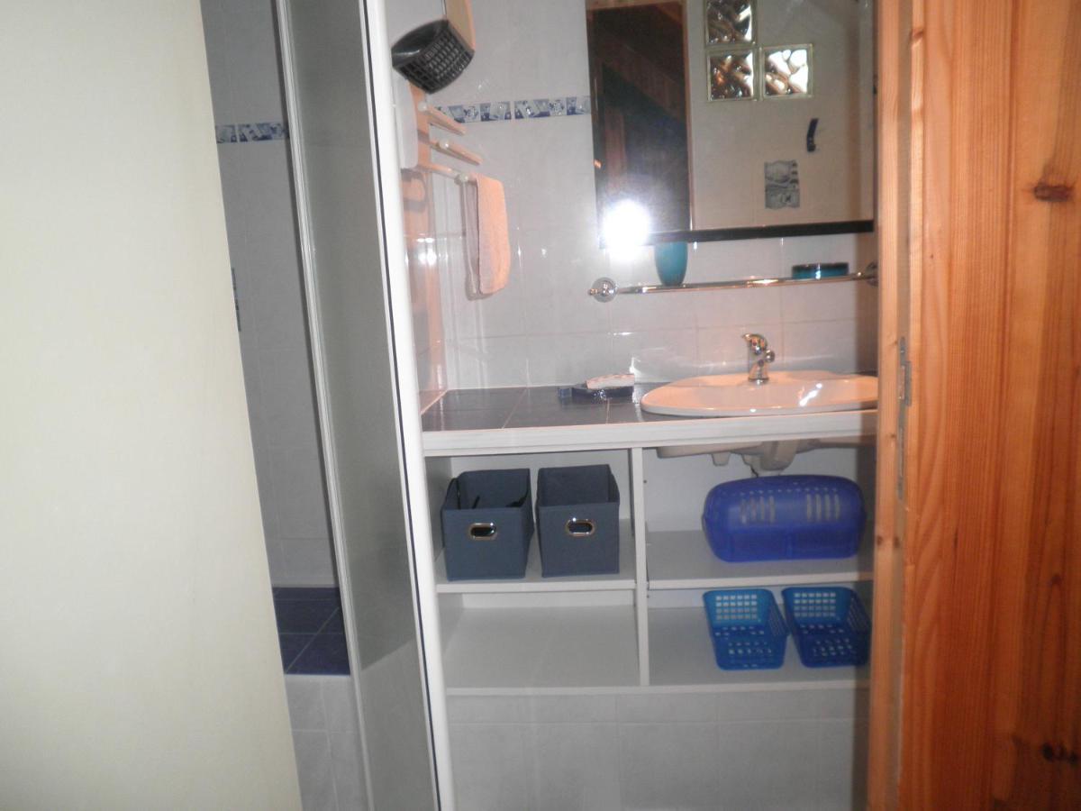Appartement F1 Mansarde A 100M De La Plage, Proche De Arromanches Et Des Plages Du Debarquement Saint-Côme-de-Fresné Bagian luar foto
